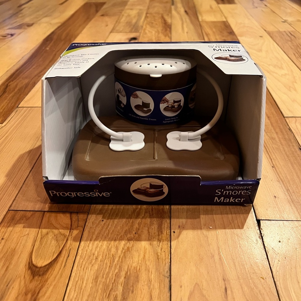 NWT S’mores Maker